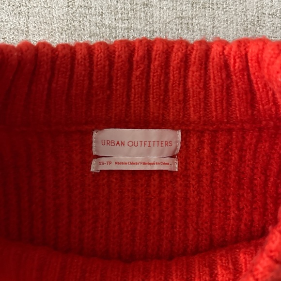Urban Outfitters Vibrant Red Knit Top - Picture 3 of 3
